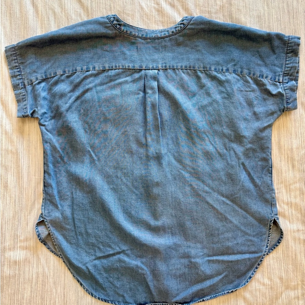 LOFT Denim/Chambray Dolman Henley Top. - Picture 2 of 5